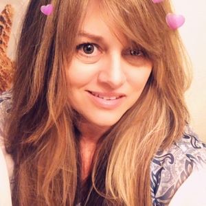 Meet your Posher, Yvette